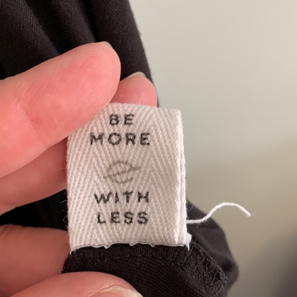 Encircled Fancy Tank - Picture 5 of 5